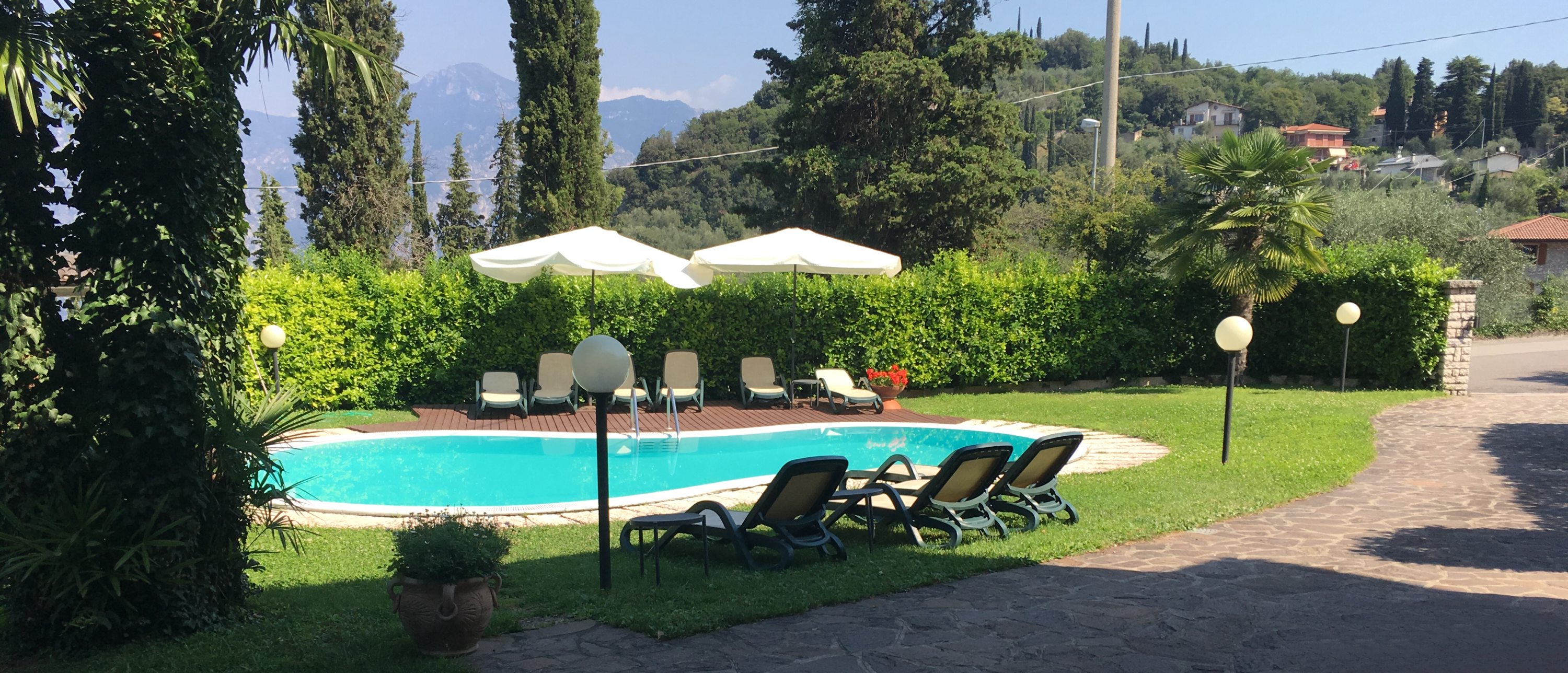 Foto der Villa Panoramica, umgeben von Grün