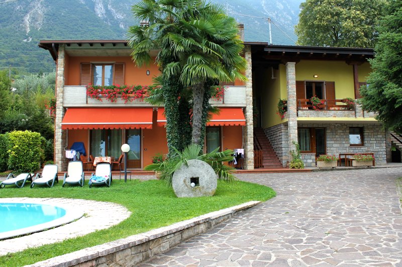 villa panoramica appartamenti monte baldo